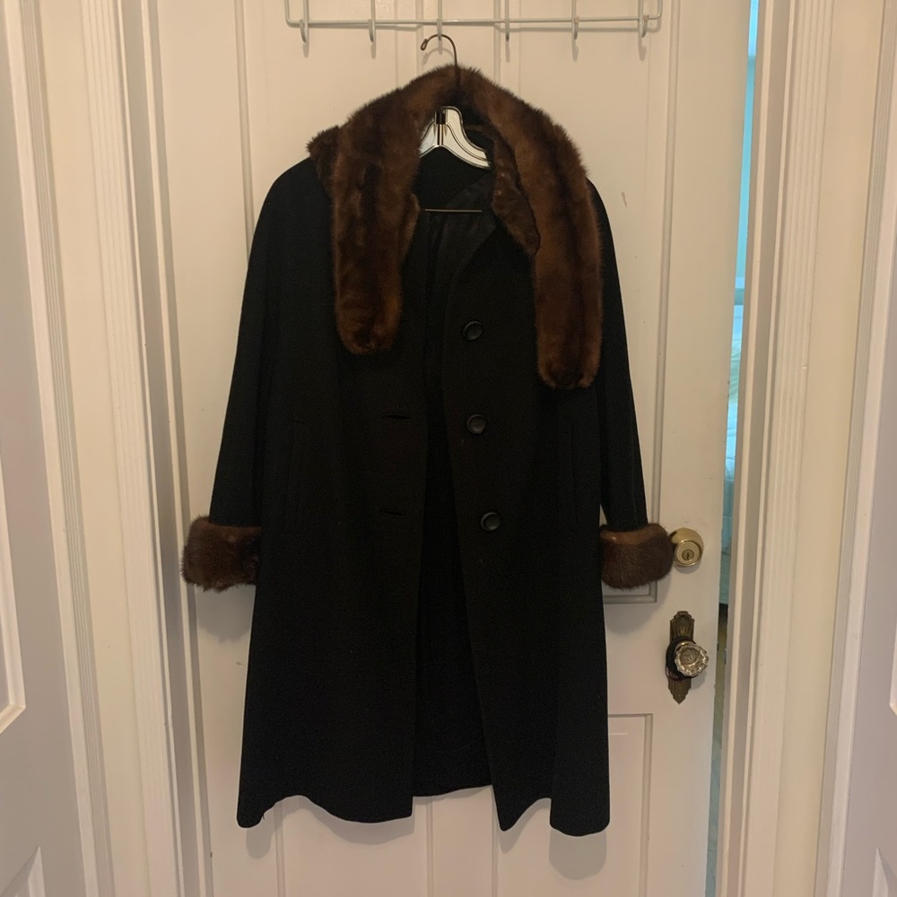 Parkmoor New York Black Wool Coat w Brown Fur Collar and Cuffs